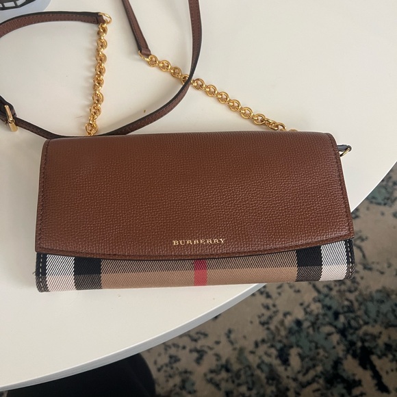 Burberry Tan and Gold Crossbody Bag Wallet on a chain - Picture 1 of 5